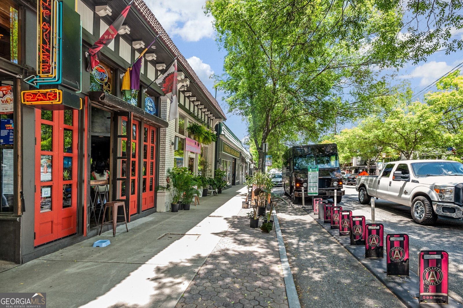 1076 Lanier Boulevard Atlanta - 30