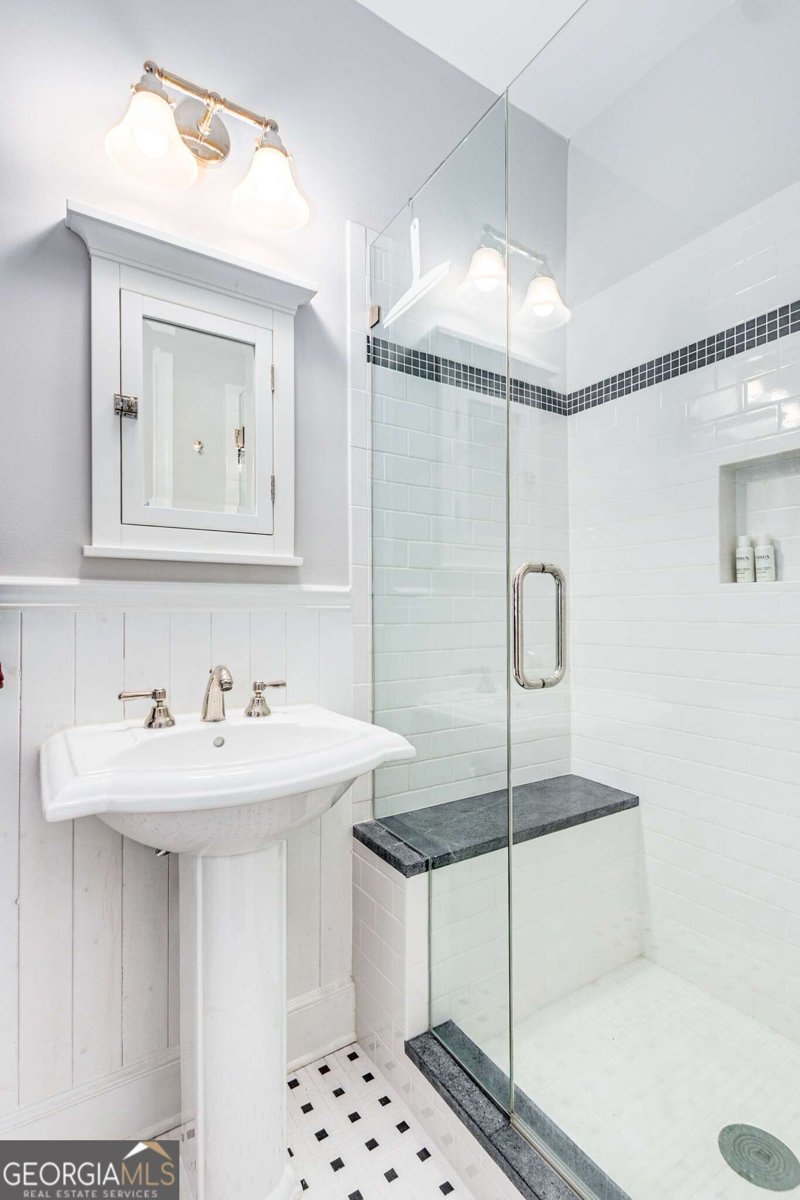 1076 Lanier Boulevard Atlanta - 8