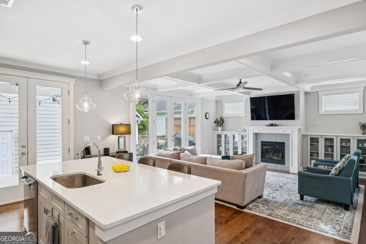 1854 Braeburn Circle Atlanta - 2