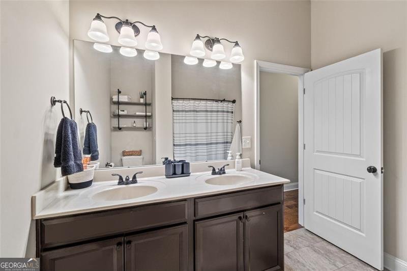 4414 Highland Gate Parkway Gainesville - 33