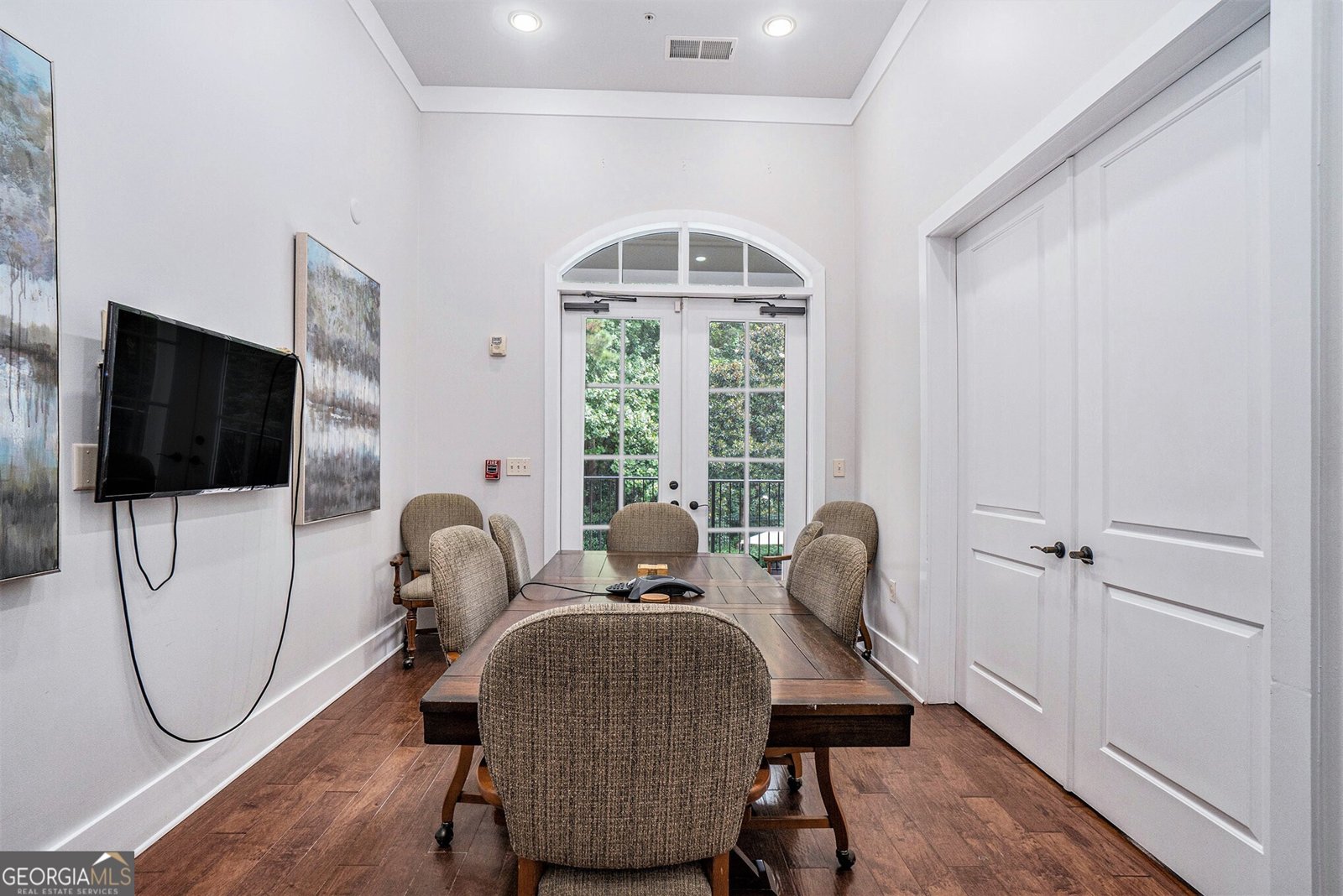200 River Vista Drive Atlanta - 25