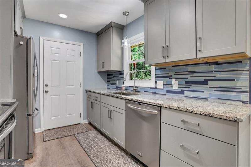 939 Seville Drive Clarkston - 15