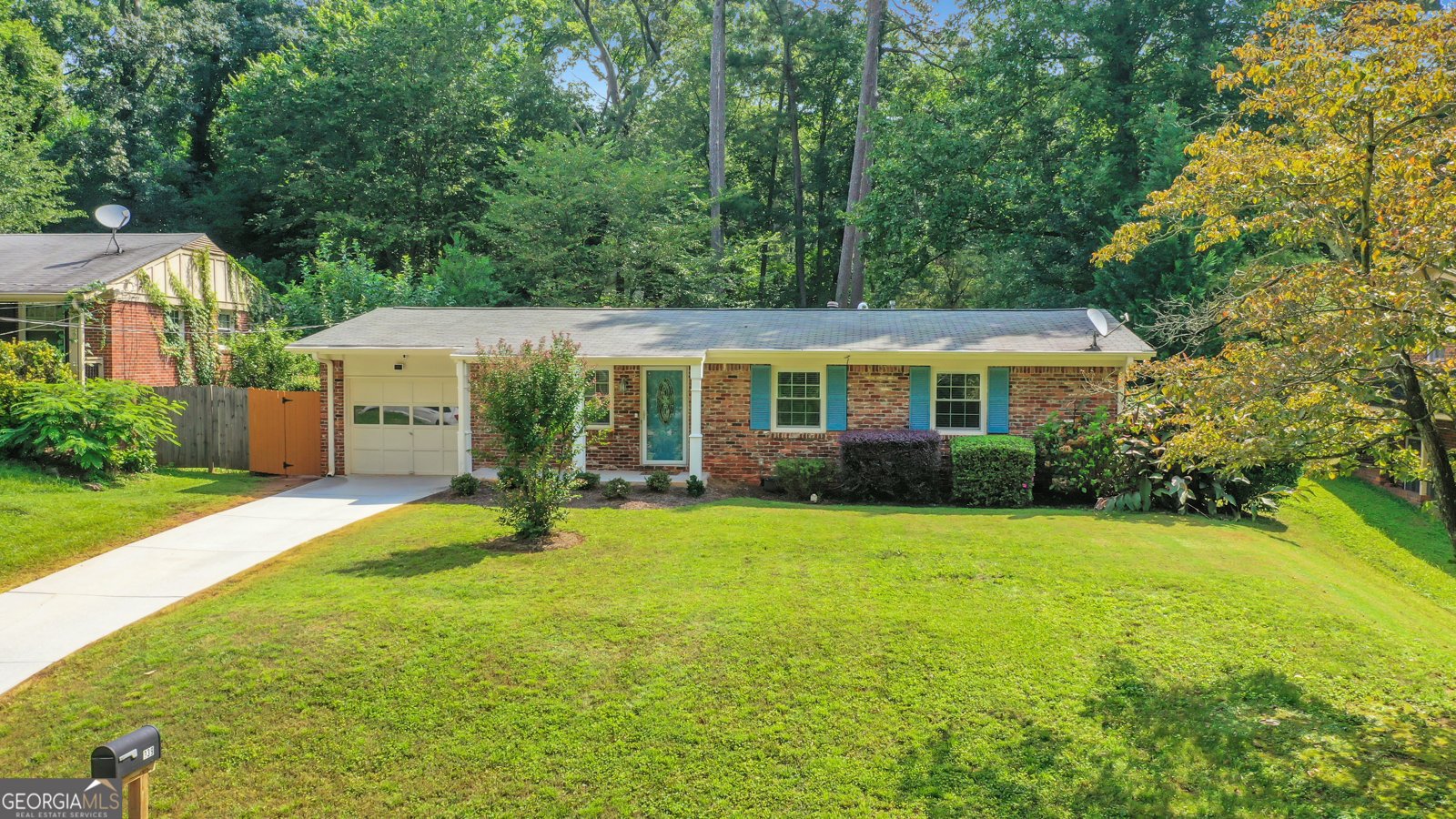 939 Seville Drive Clarkston - 39
