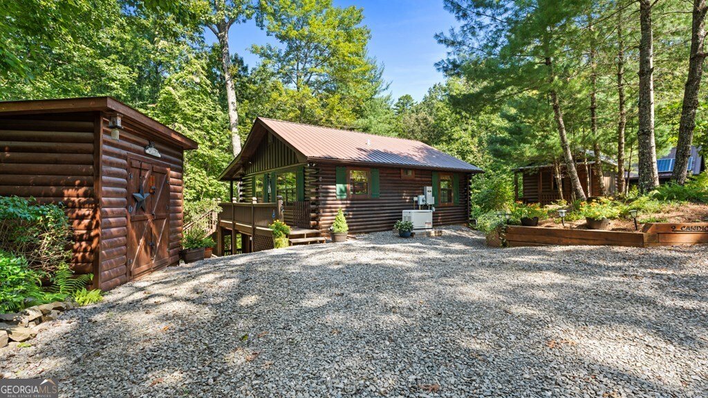 9 Candice Court N Cherry Log - 24