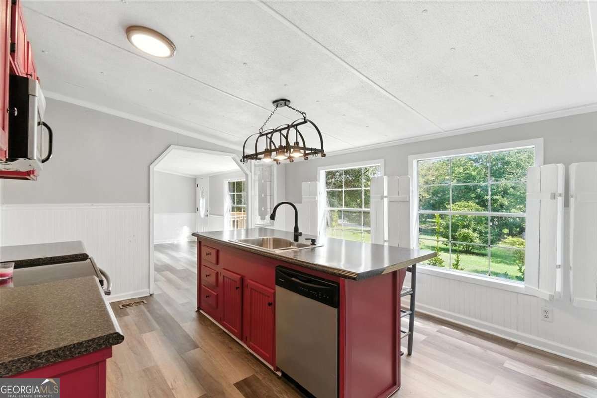 71 Kirk Road White - 13
