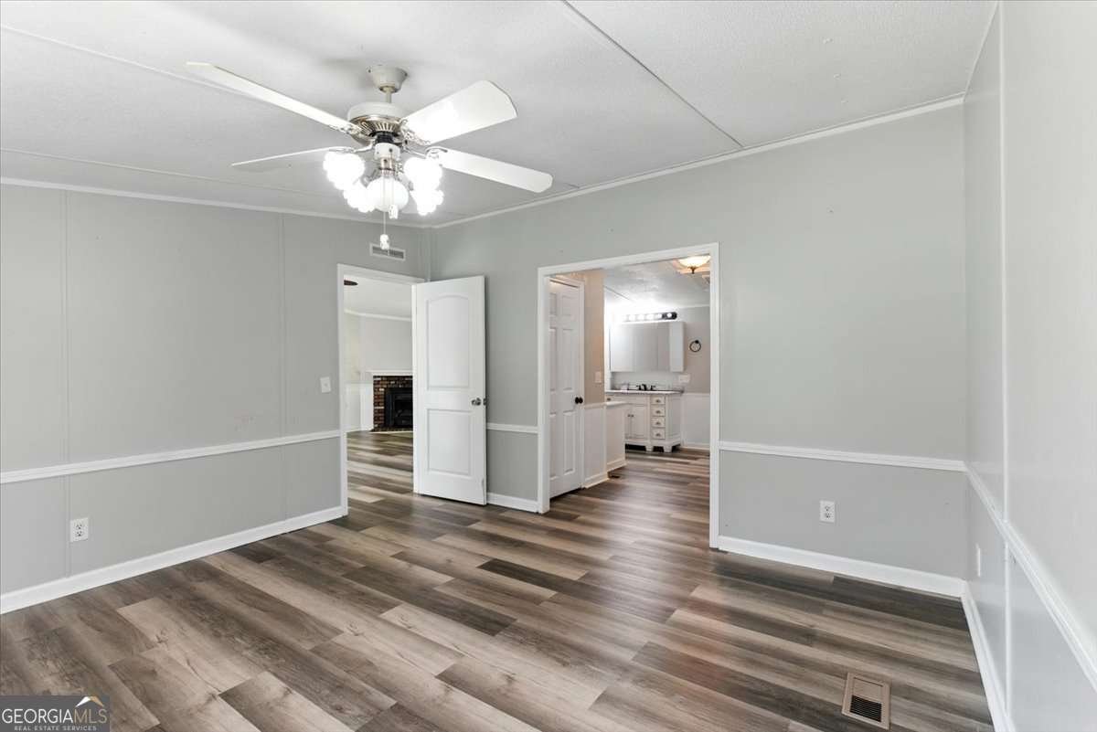 71 Kirk Road White - 15