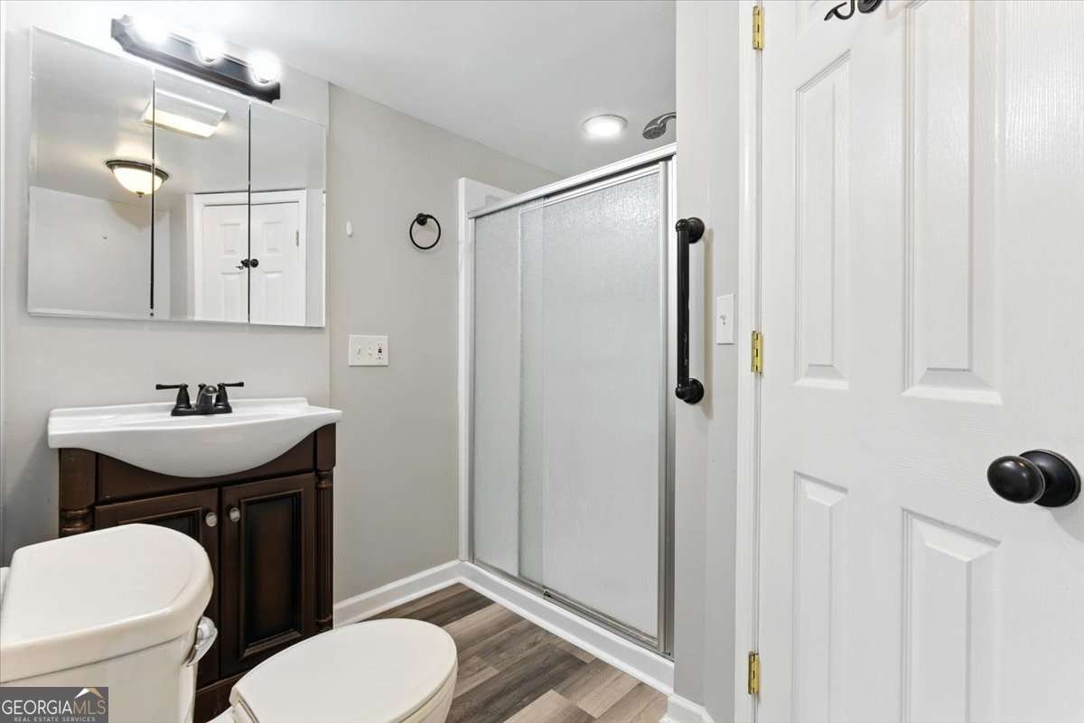 71 Kirk Road White - 18