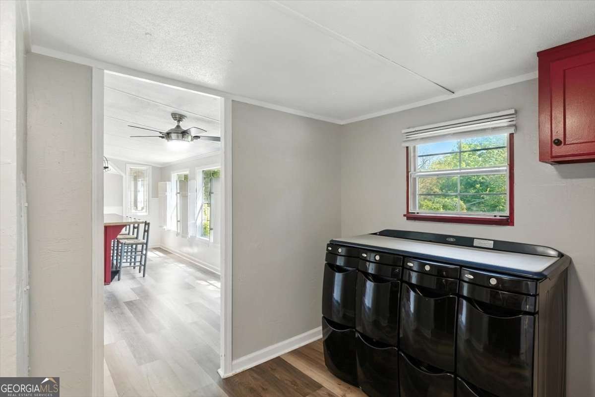 71 Kirk Road White - 23