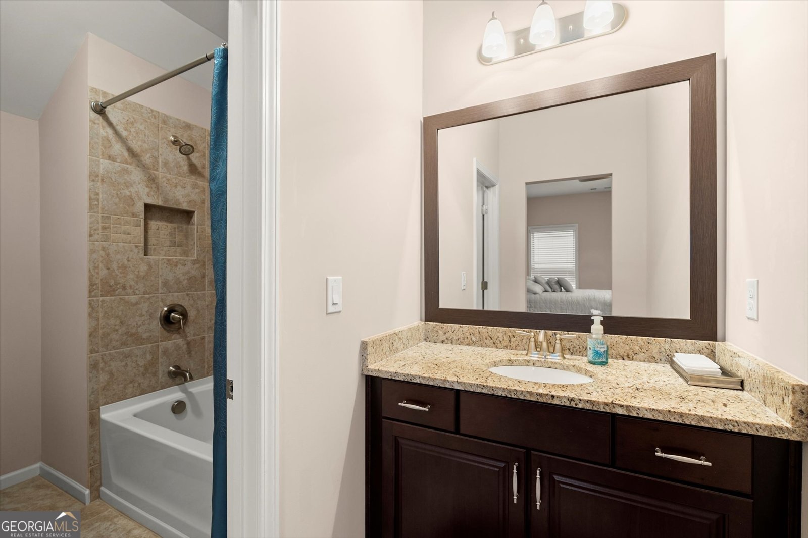 1659 Benham Drive Snellville - 27