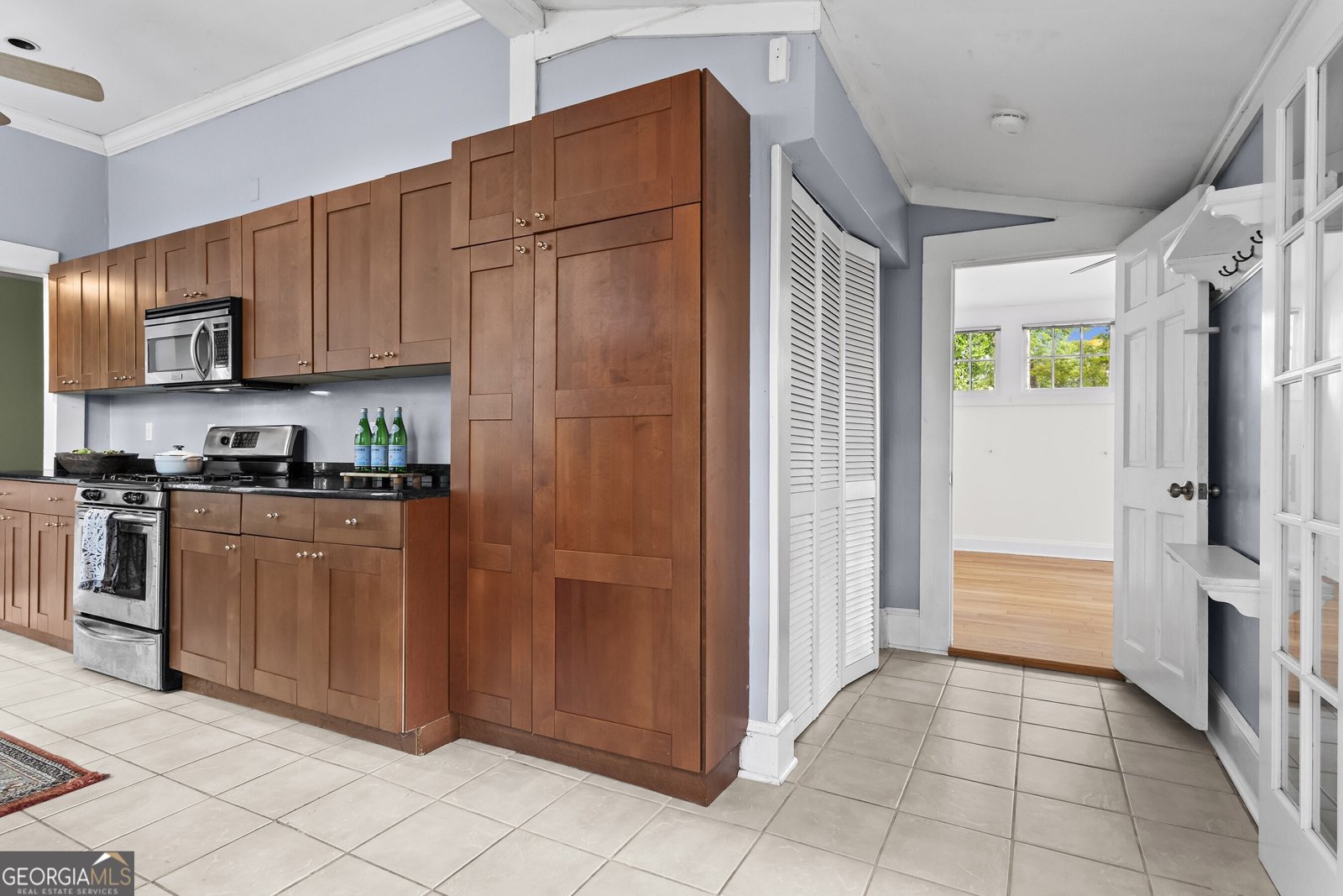 646 Augusta Place Atlanta - 2