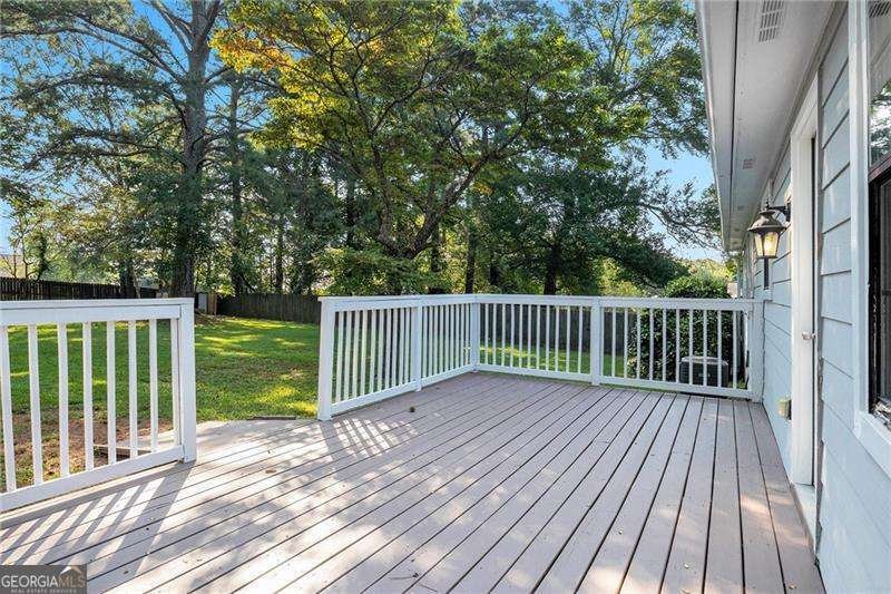 982 Waverly Drive Lawrenceville - 23