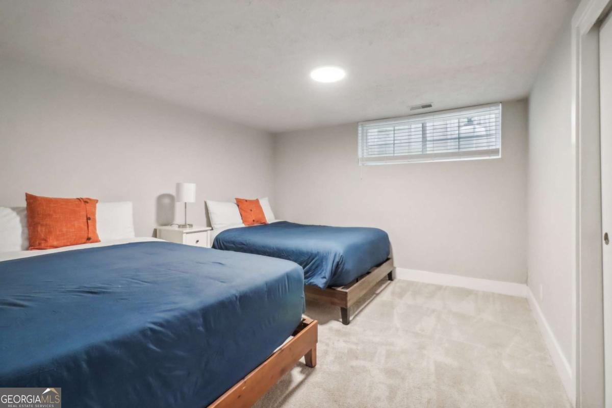 2950 DUKE OF GLOUCESTER Atlanta - 15