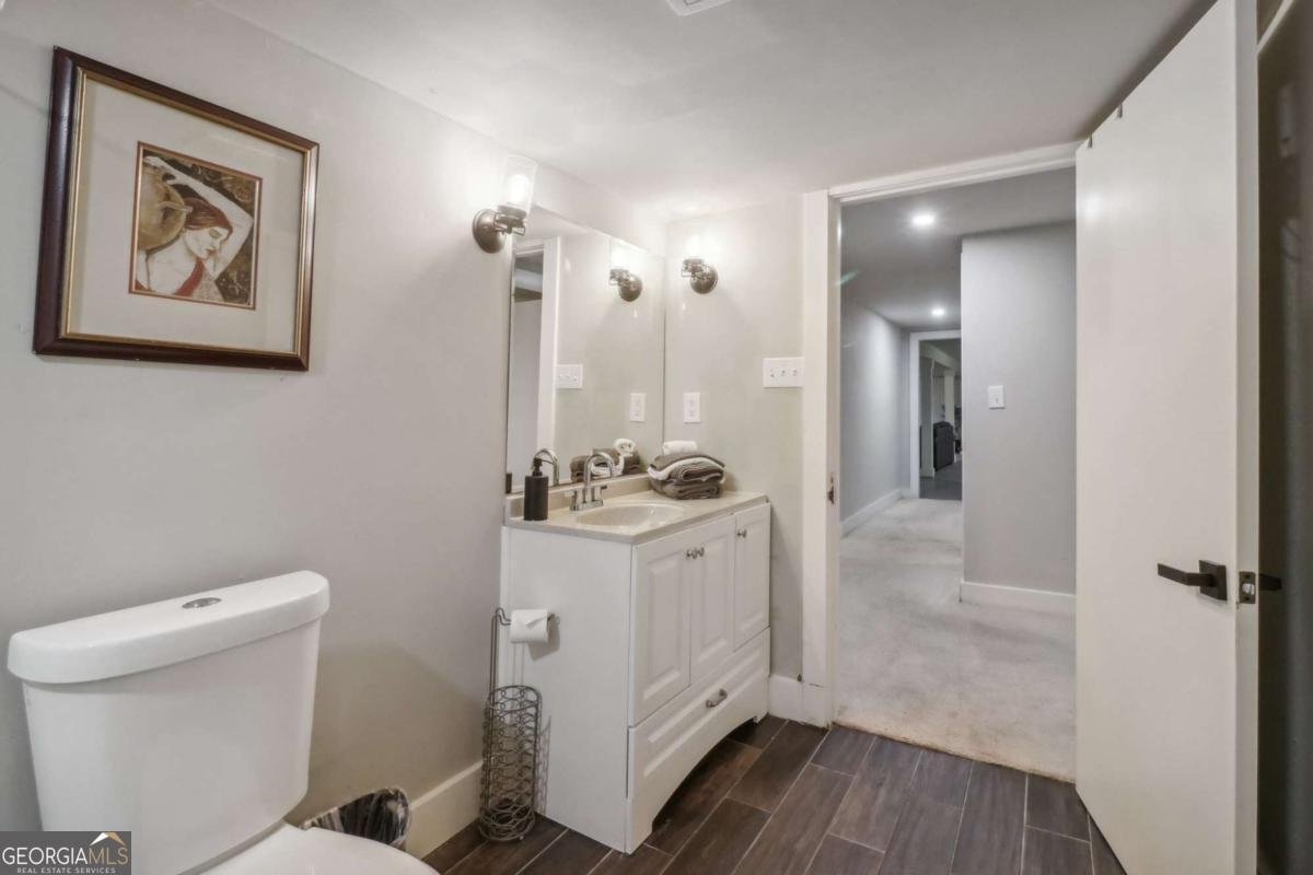 2950 DUKE OF GLOUCESTER Atlanta - 18