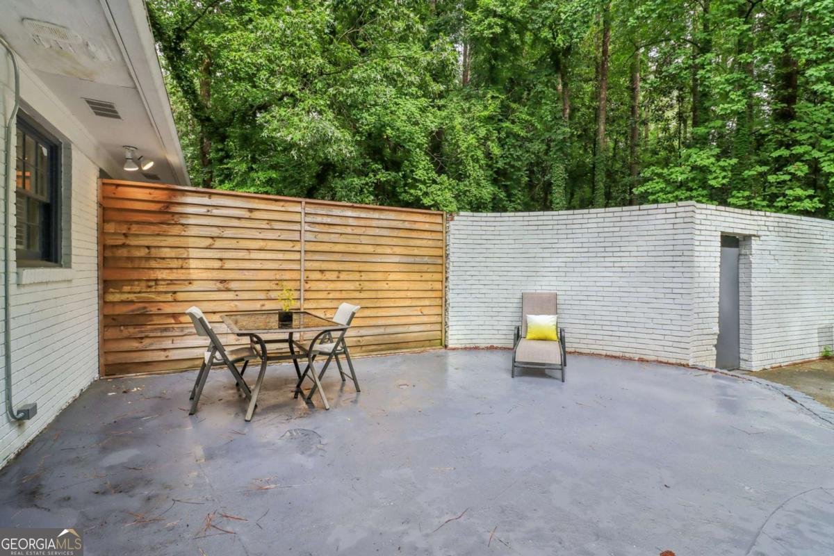2950 DUKE OF GLOUCESTER Atlanta - 23