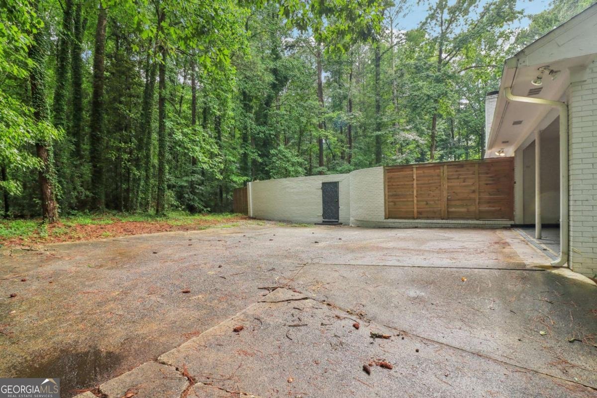 2950 DUKE OF GLOUCESTER Atlanta - 24