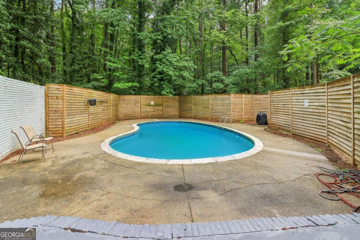 2950 DUKE OF GLOUCESTER Atlanta - 27