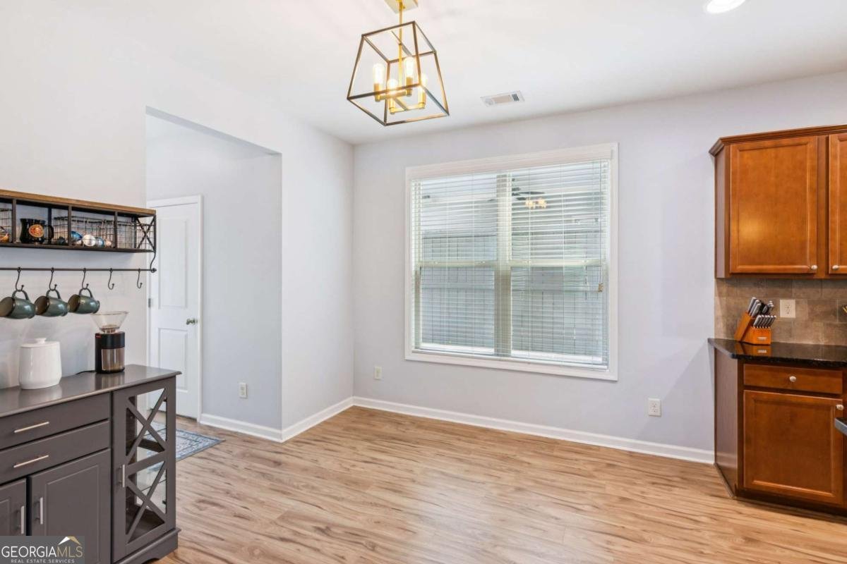 5925 Watersdown Way Flowery Branch - 13