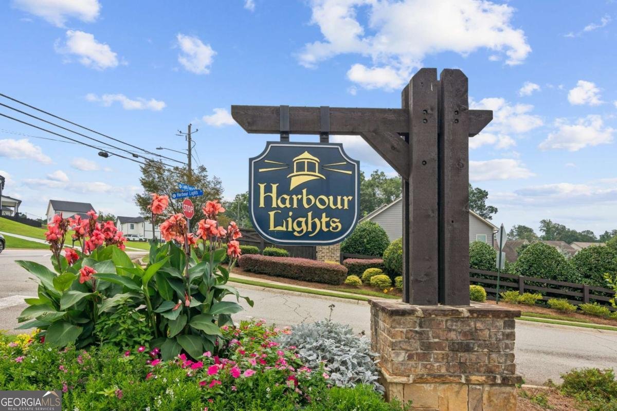 5925 Watersdown Way Flowery Branch - 6
