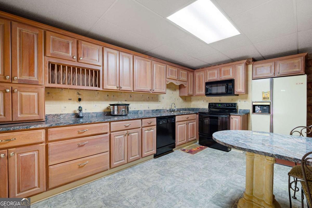 5200 Old Mountain Court Powder Springs - 52