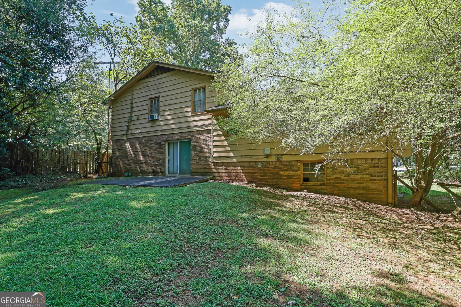 818 Bradford Court Lilburn - 7