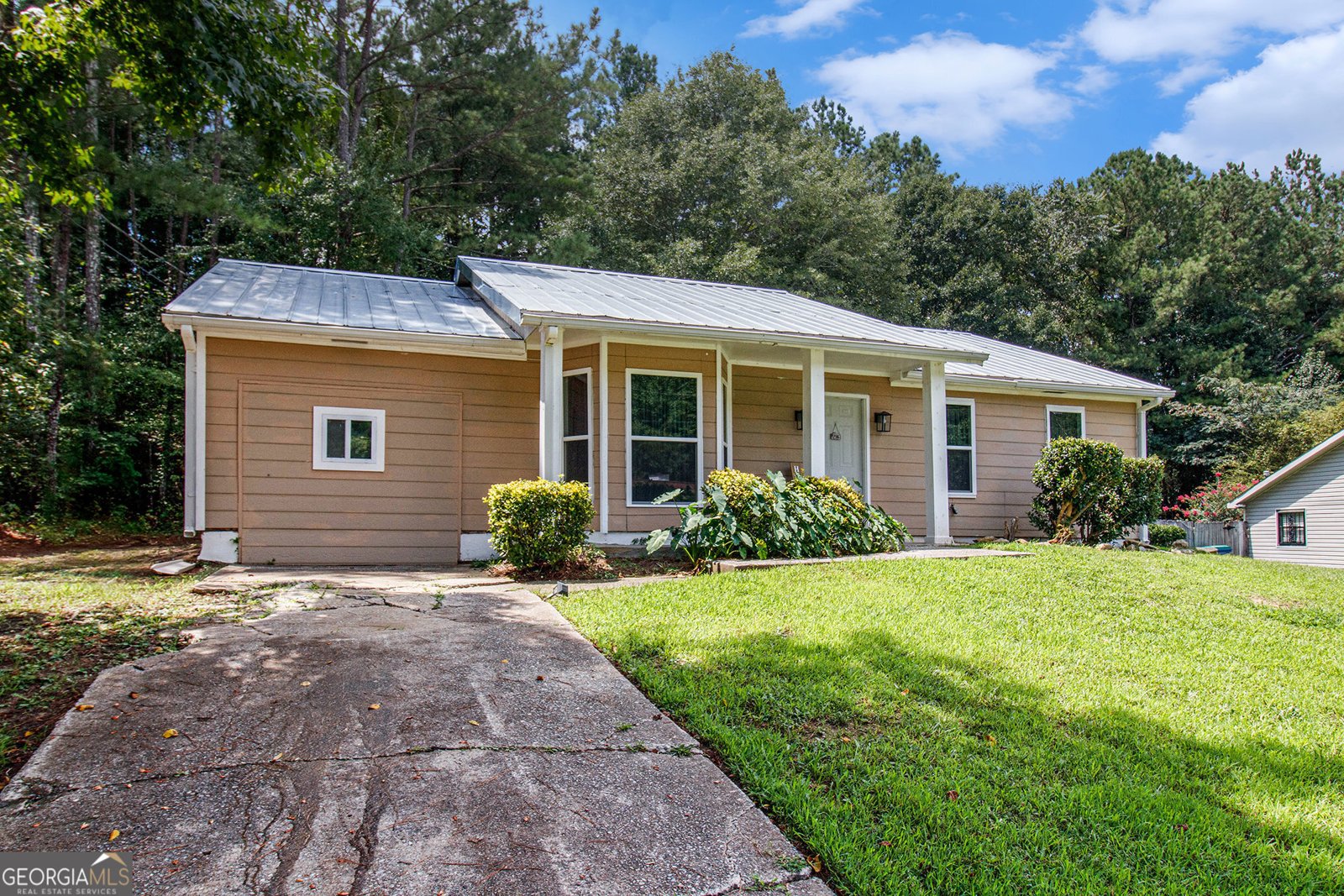6945 Brown Drive Fairburn - 3
