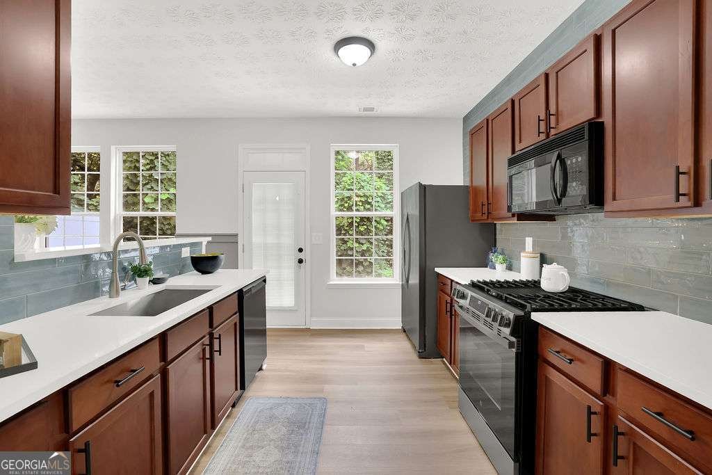 5330 Paramount View Way Sugar Hill - 9
