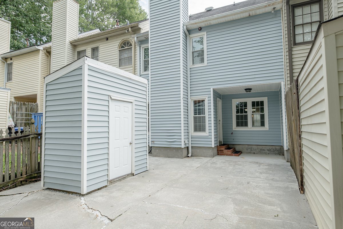 595 HARCOURT Marietta - 2