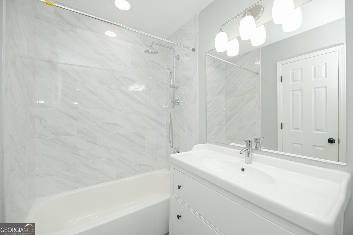 595 HARCOURT Marietta - 20
