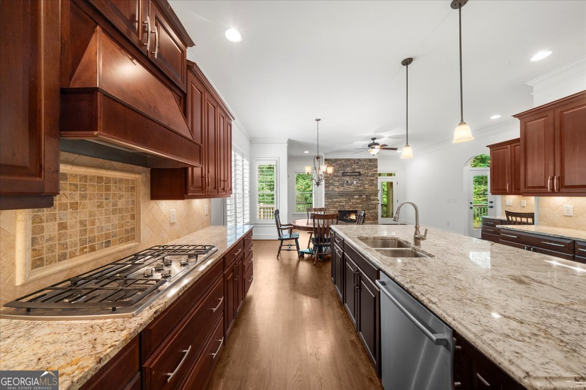 601 Rocky Creek Point Woodstock - 32