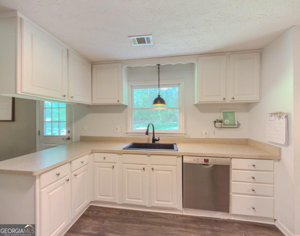 14 Parkview Drive Winder - 21