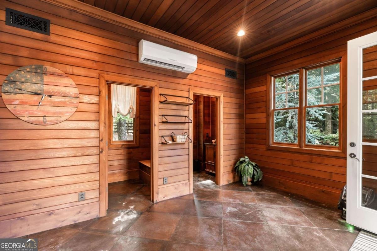 932 Old Mountain Road Marietta - 43