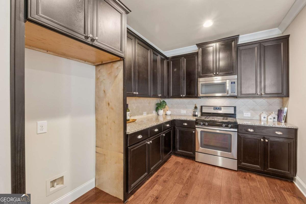 559 Branyan Trail Milton - 11