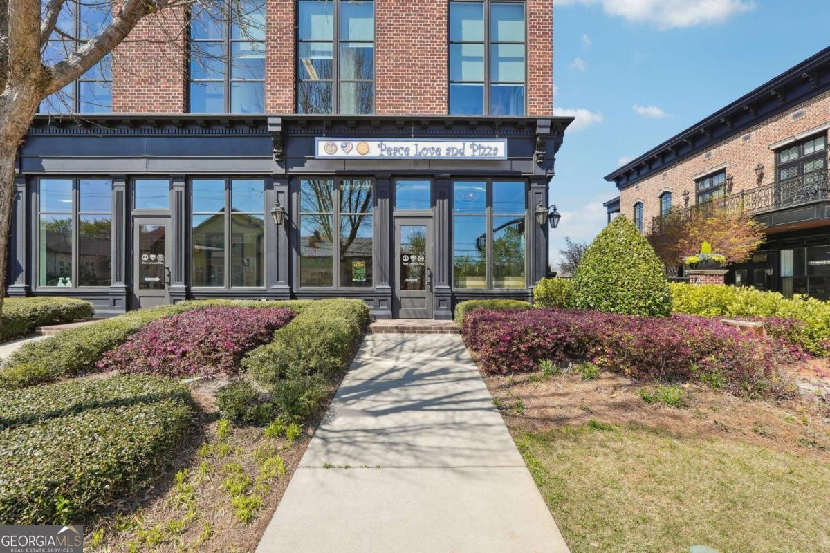 559 Branyan Trail Milton - 40