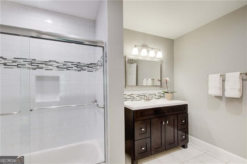 4502 Pineridge Circle Atlanta - 10