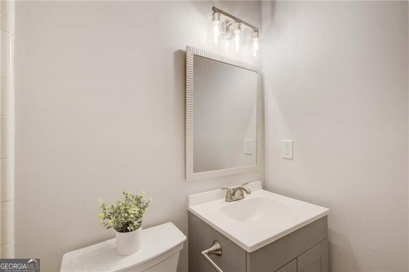 4502 Pineridge Circle Atlanta - 23