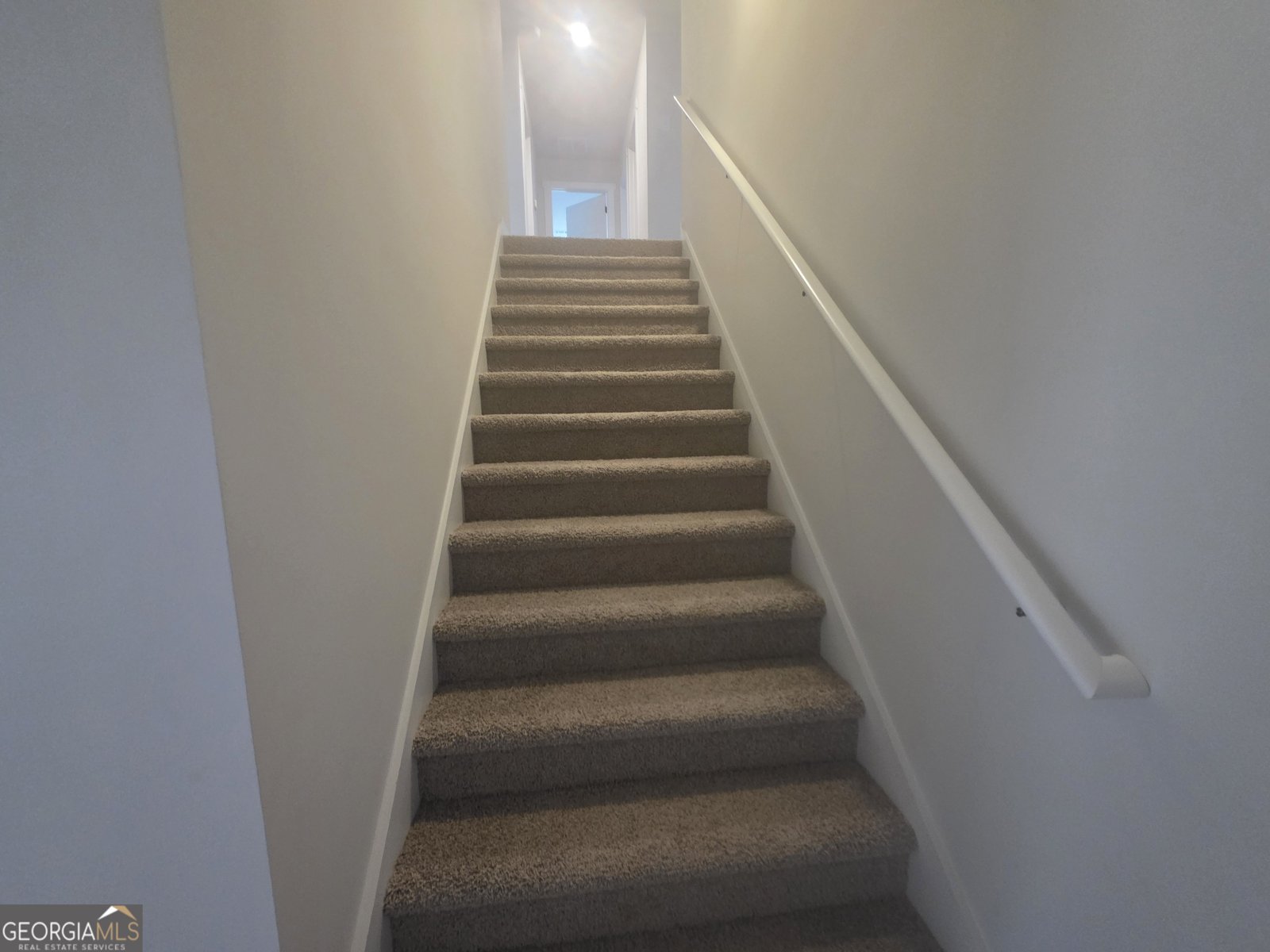 81 Champions Lane Winder - 12