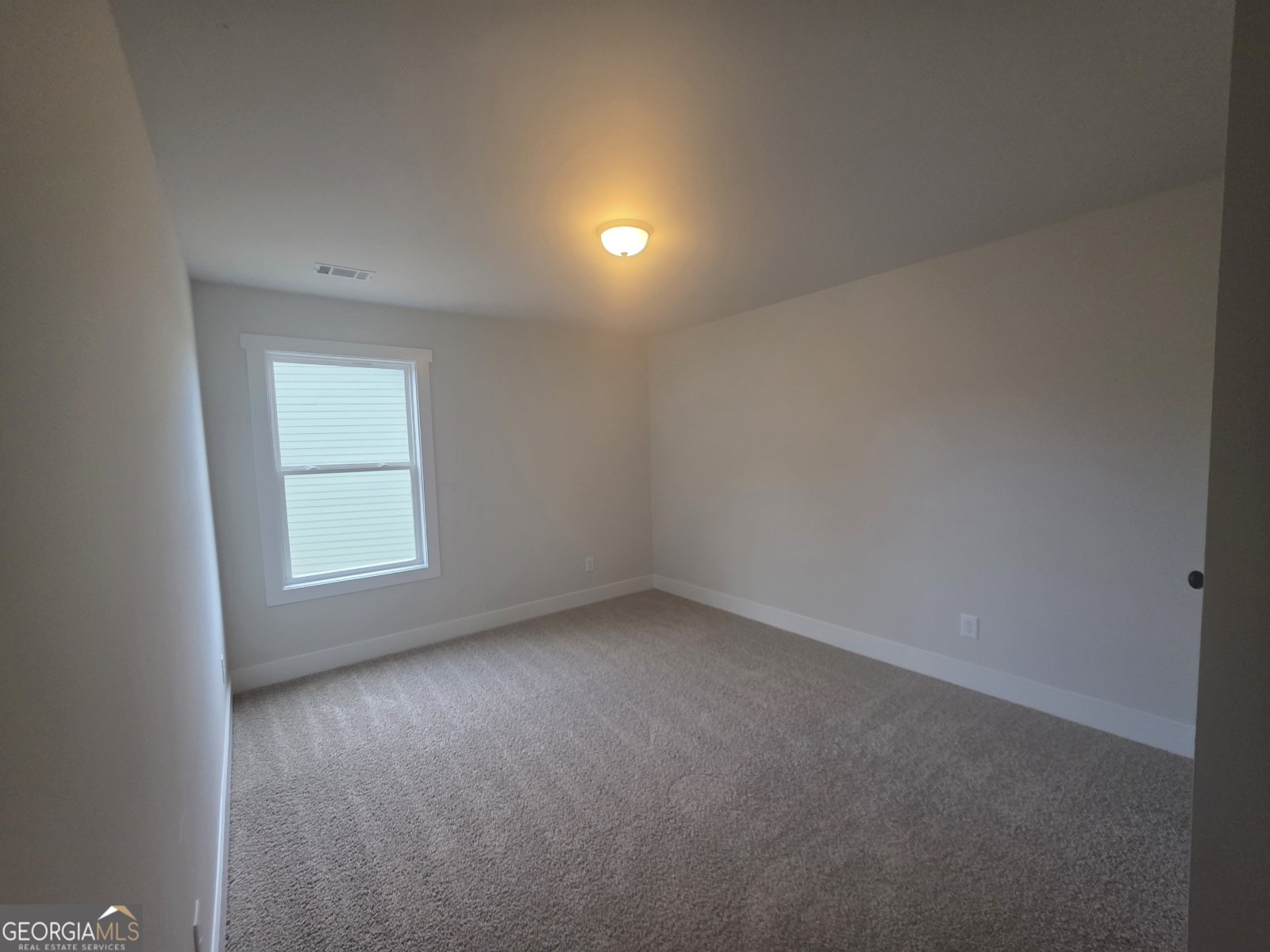 81 Champions Lane Winder - 14