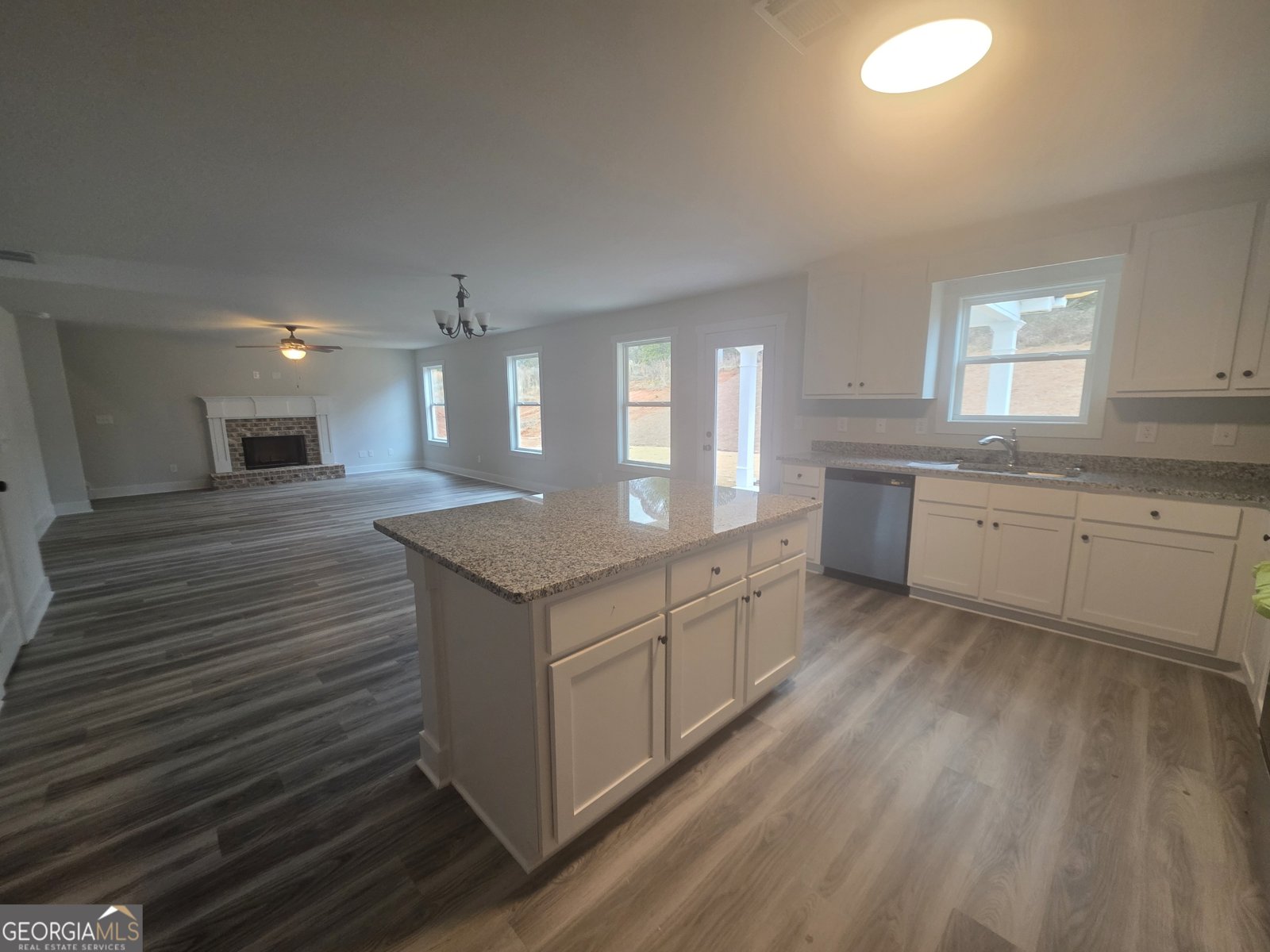 81 Champions Lane Winder - 4