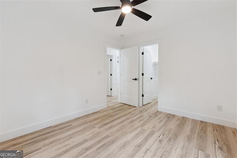 3922 PINE SHORE Gainesville - 27