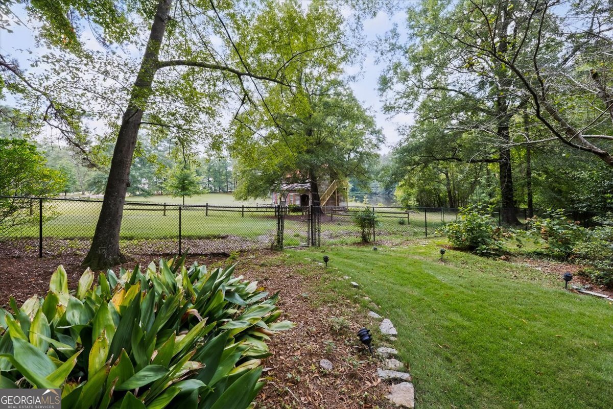 973 Fieldstone Drive Macon - 40