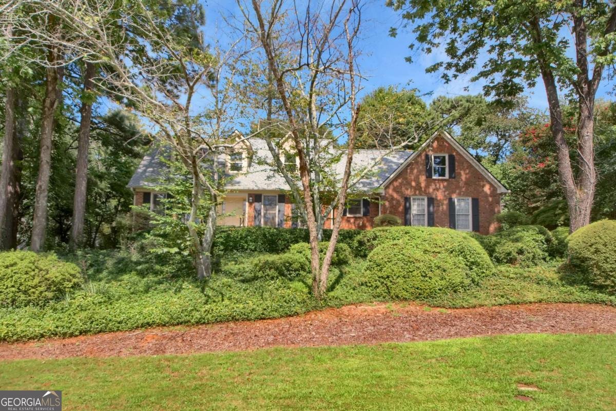 196 Comstock Court Lawrenceville - 1