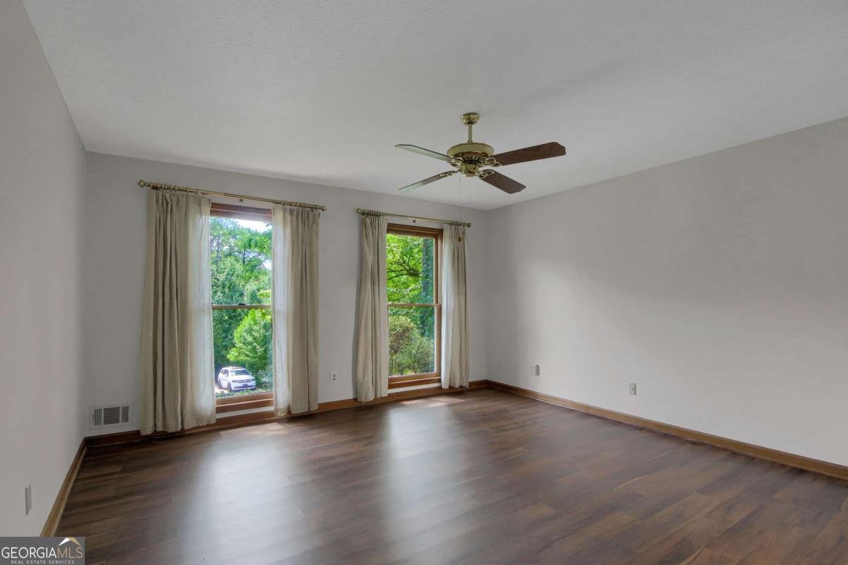 196 Comstock Court Lawrenceville - 18