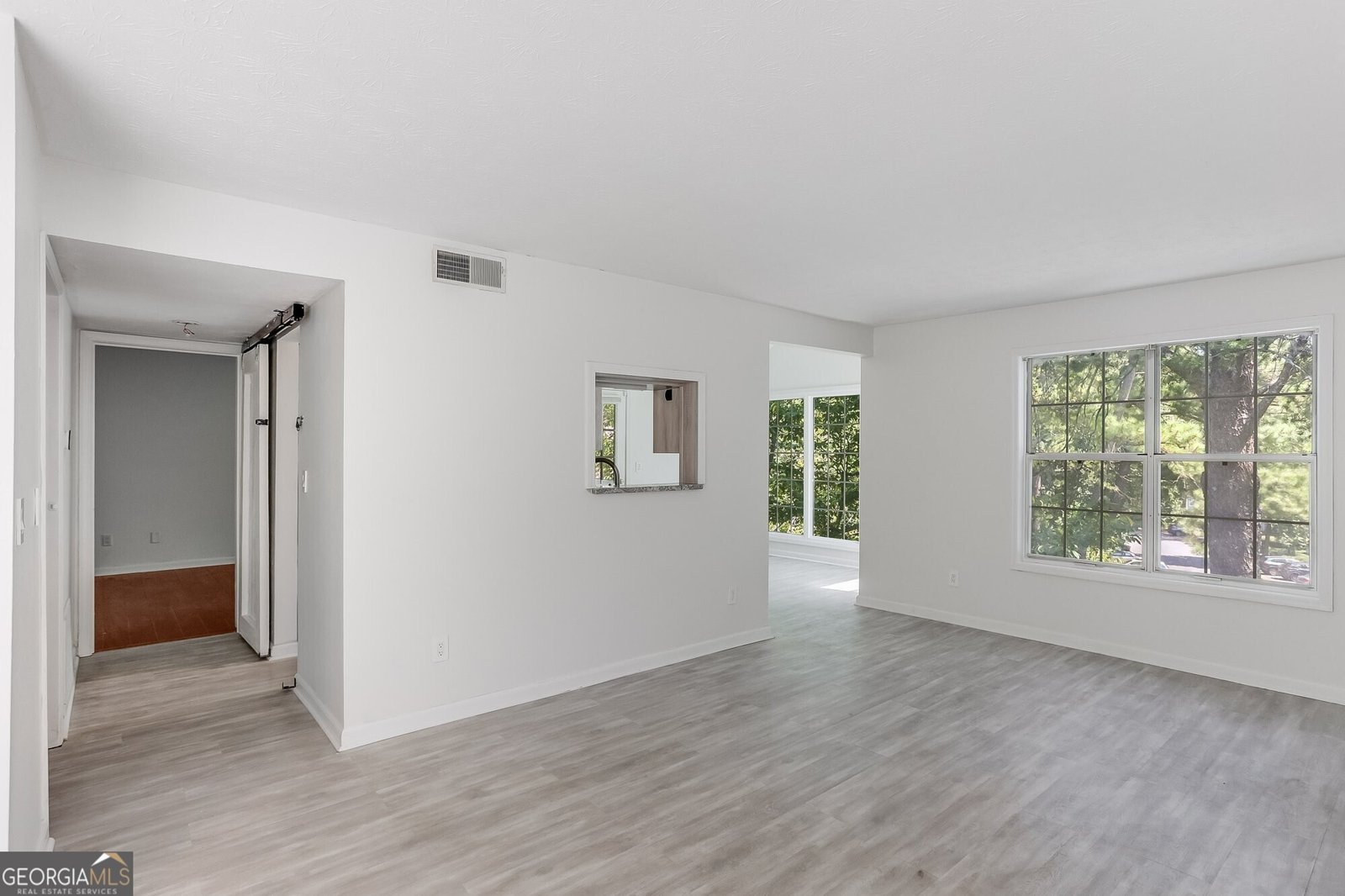 1008 Glenleaf Drive Peachtree Corners - 1