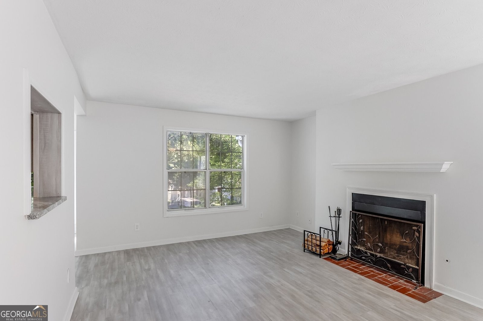 1008 Glenleaf Drive Peachtree Corners - 2