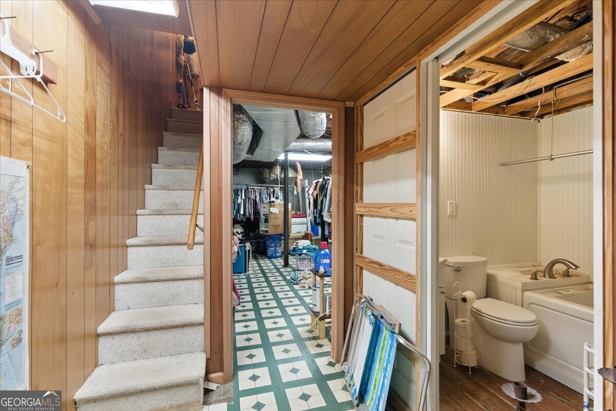 956 Winndale Road Dallas - 28