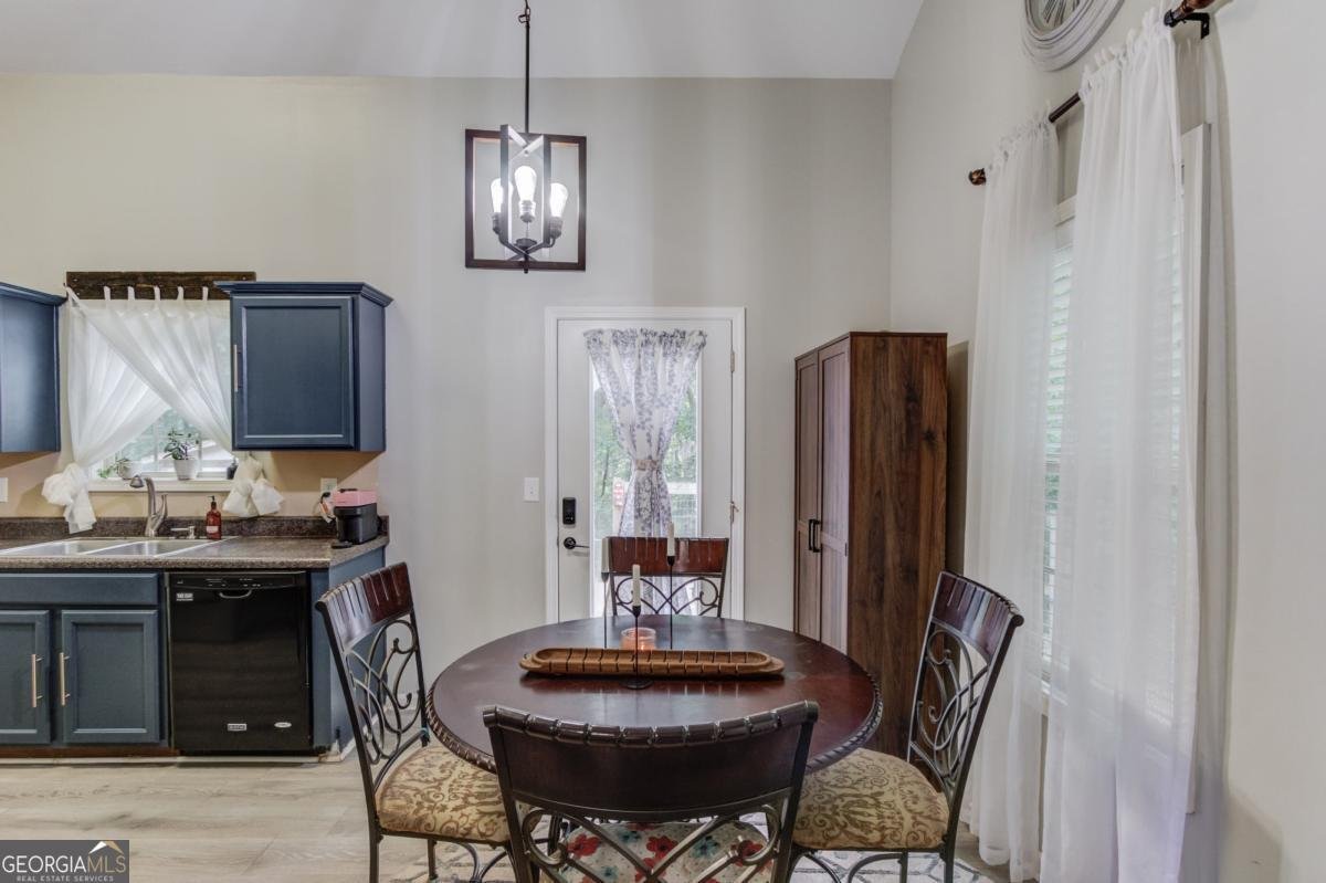 4319 Falcon Crest Drive Flowery Branch - 10