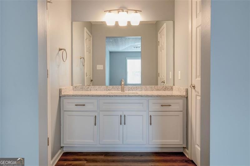 240 Monmouth Fayetteville - 14