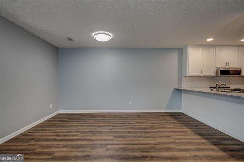 240 Monmouth Fayetteville - 7