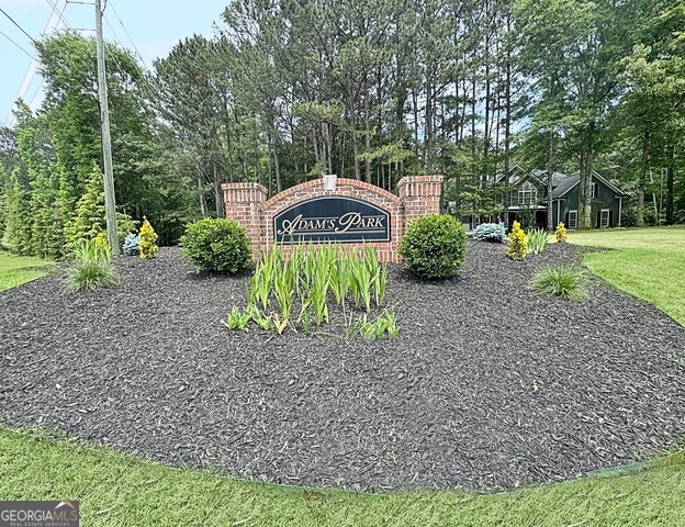 135 Adams Park Drive Fayetteville - 55
