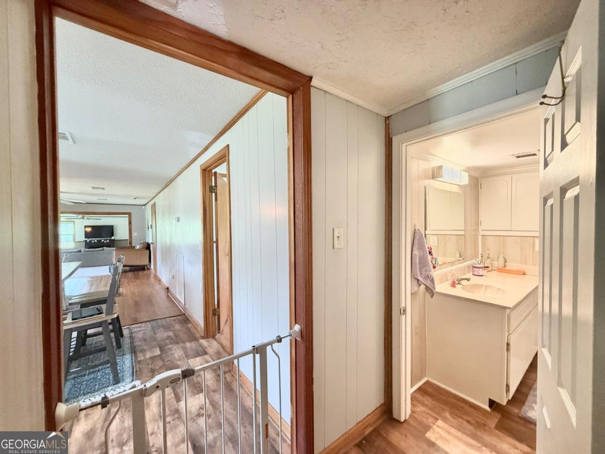 3439 River Road Lumber City - 15